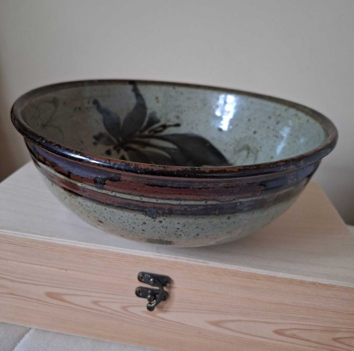 Misa ceramiczna ręcznie formowana