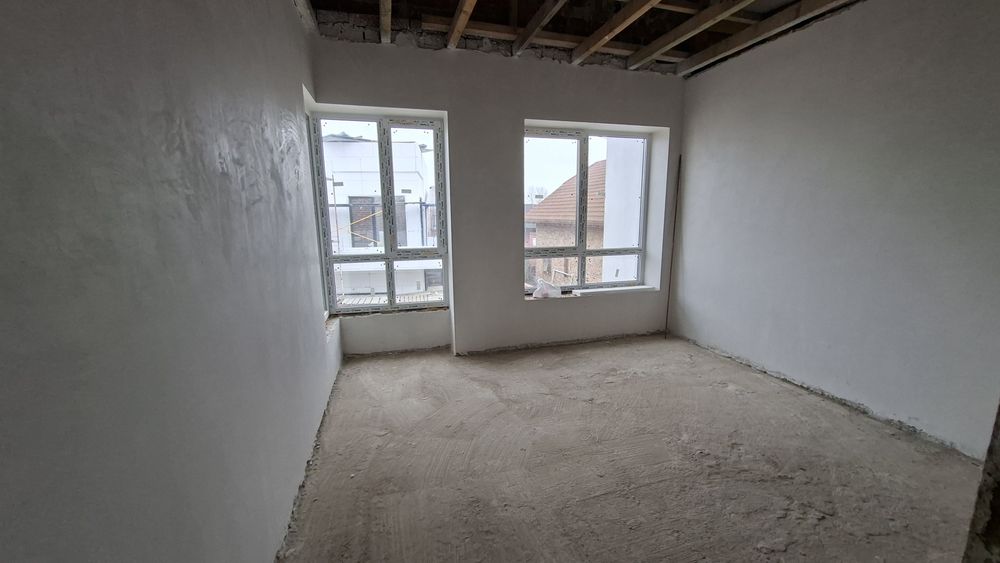 Продаж Таунхаус 145м². Ділянка 2сот. Готовий до ремонту. Комунікації