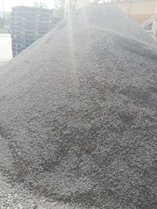 Kruszywo 0-5 mm na podsypkę, grafitowe