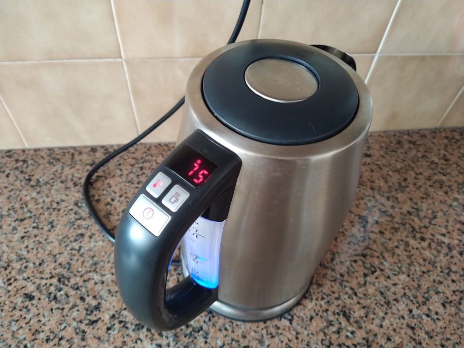 Chaleira elétrica Electrolux fervedor cafeteira café casa quarto apartamento vivenda carro cozinha escritório gabinete.