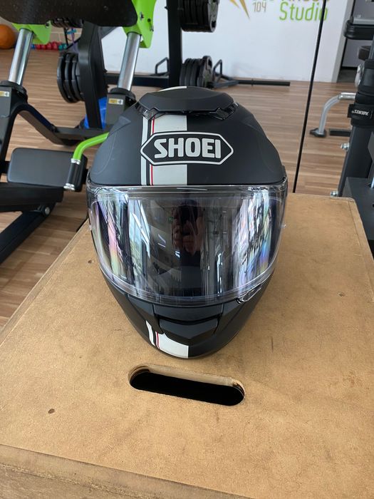 Vendo Capacete SHOEI em Carbono