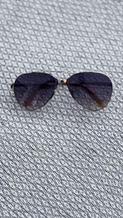 Oculos de sol da Carrera