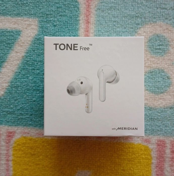 Auriculares sem fios LG TONE Free FN4, Meridian, NR/EC, IPX4