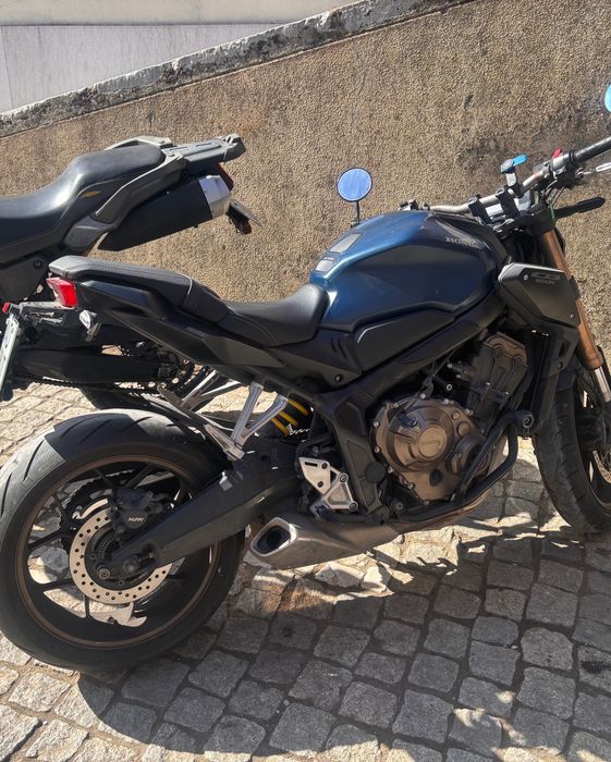 Honda CB 650R 21