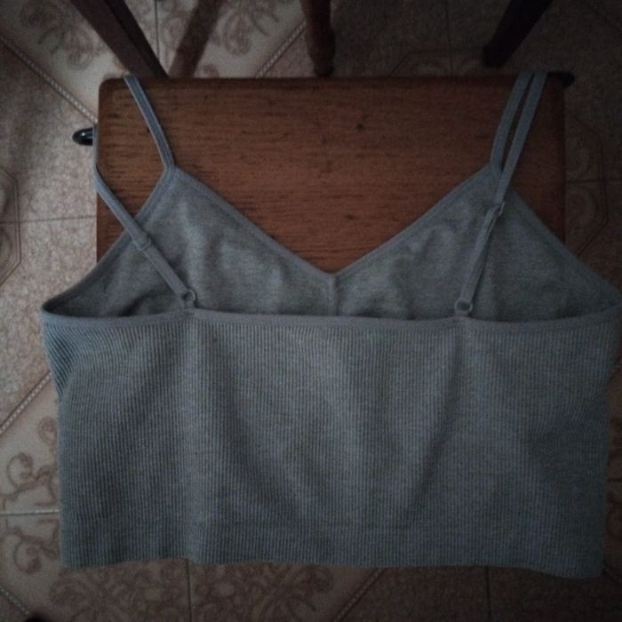 Продам топ сірого кольору