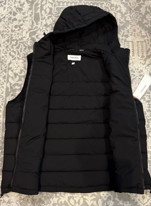 Жилетка чоловіча Calvin Klein M, XXL