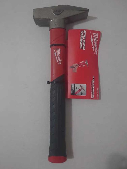 Молоток Milwaukee 4832478662  с рукояткой из стекловолокна