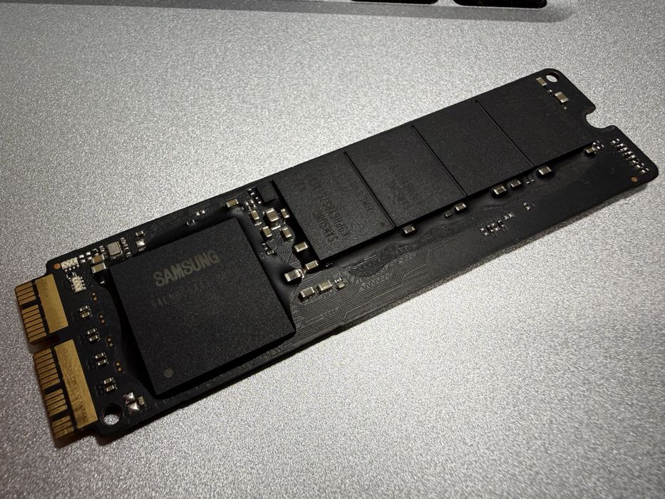 SSD Apple MacBook Pro A1502 (512 GB) SAMSUNG