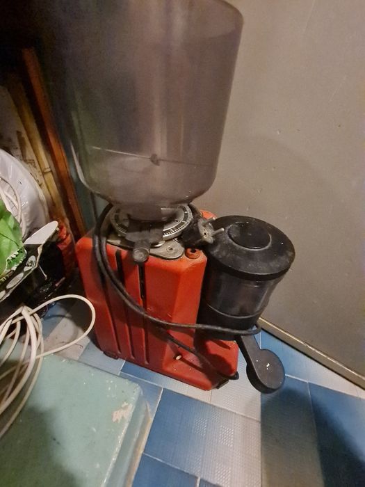 Moinho de Café, Profissional La San Marco