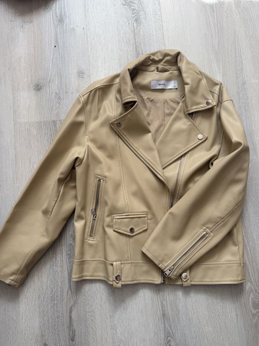 Косуха кожанка Bershka