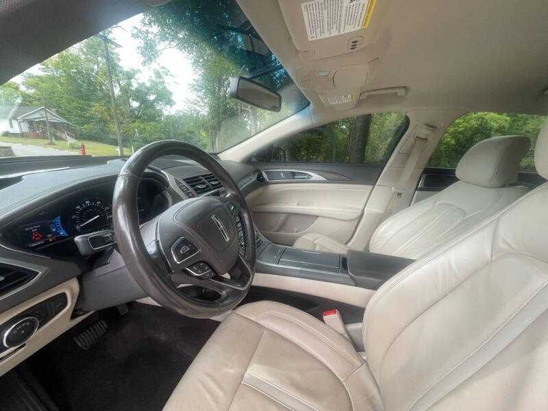 2017 Lincoln MKZ Hybrid