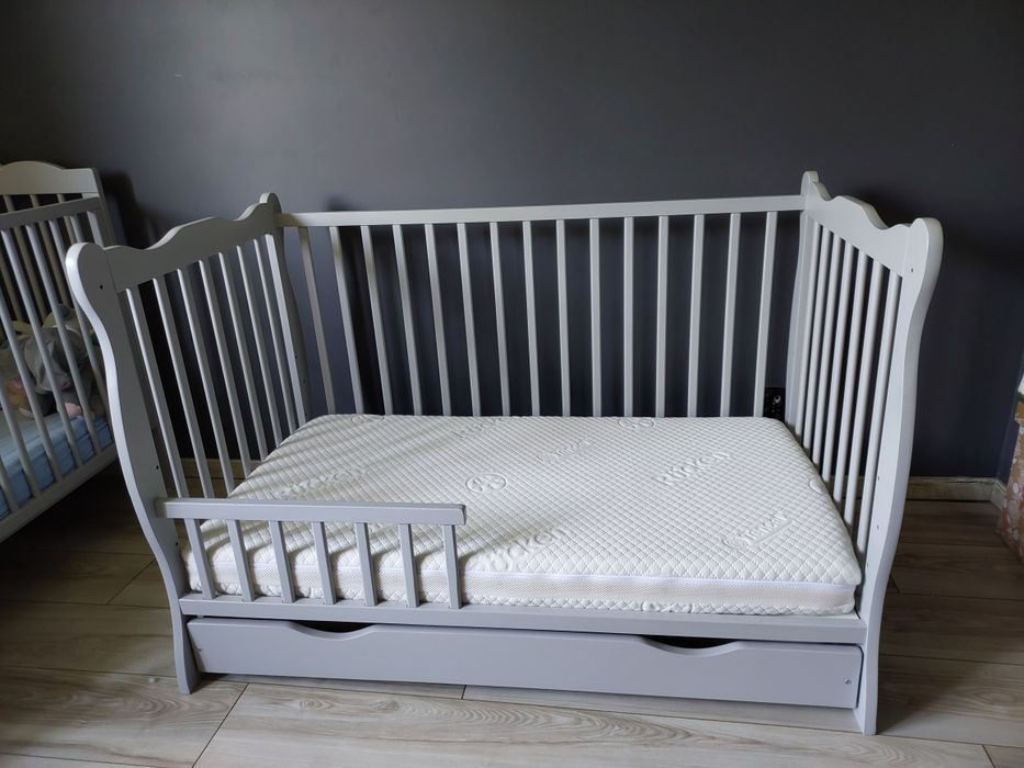 Łóżeczko dziecięce Z MATERACEM