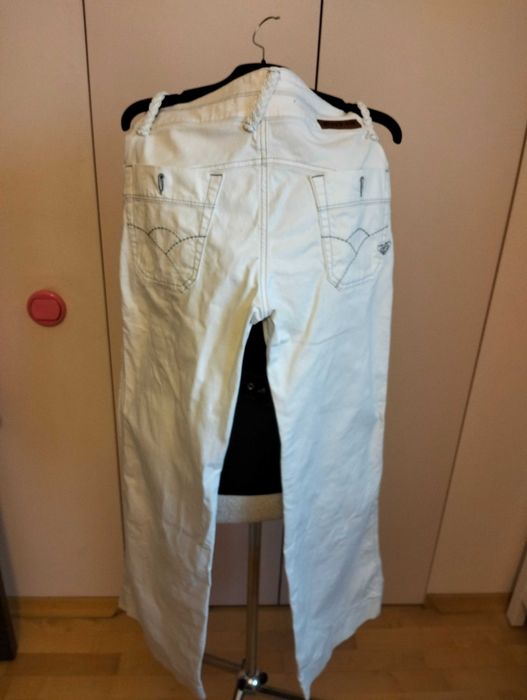 damskie spodnie firmy Roxy rozmiar 29