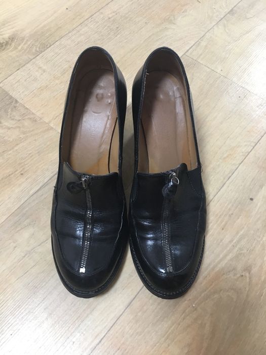 Жіночі туфлі на підборах