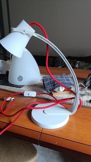 Lampa led na biurko lub stolik nocny