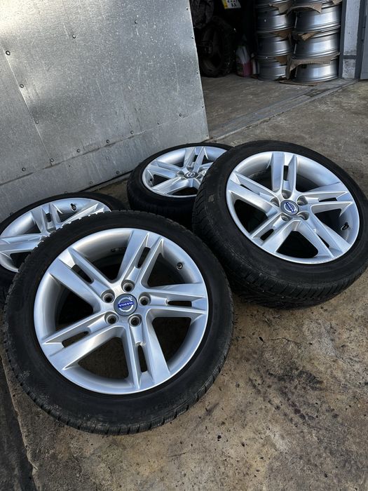 Диски Volvo r17 5/108 +Зимові шини v40 v50 v60 Ford Focus Mondeo S-Max ...