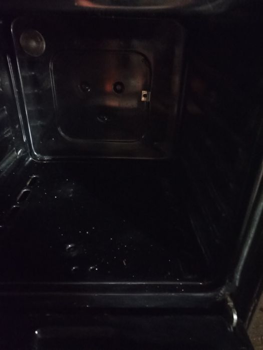 Vendo fogão a gás Indesit castanho com forno elétrico