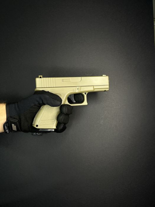 Іграшковий металевий пістолет для розваг Глок 19 G15D Galaxy