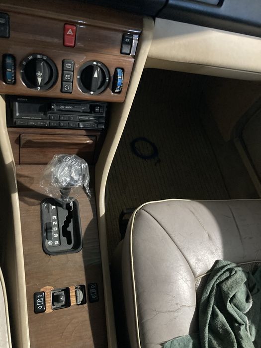 Mercedes 300E 12v de 85