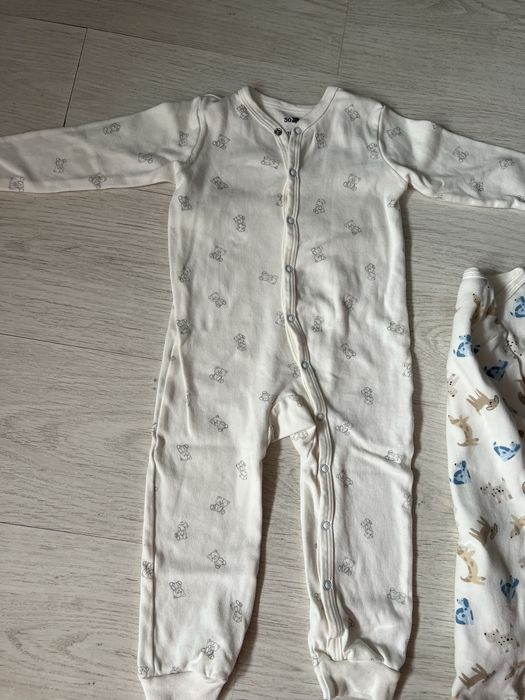 Dwa pajacyka , 18–24 miesiące