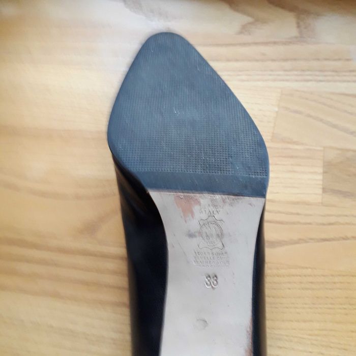 Туфли с удлиненным носком 37,5-38 размера