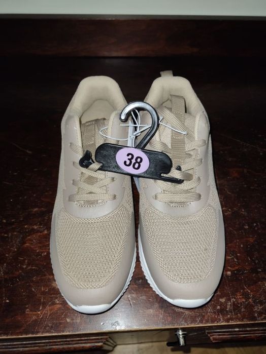 Sprzedam nowe buty