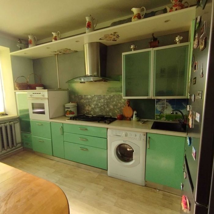 Продам 1-кімнатну квартиру в с. Великодолинське