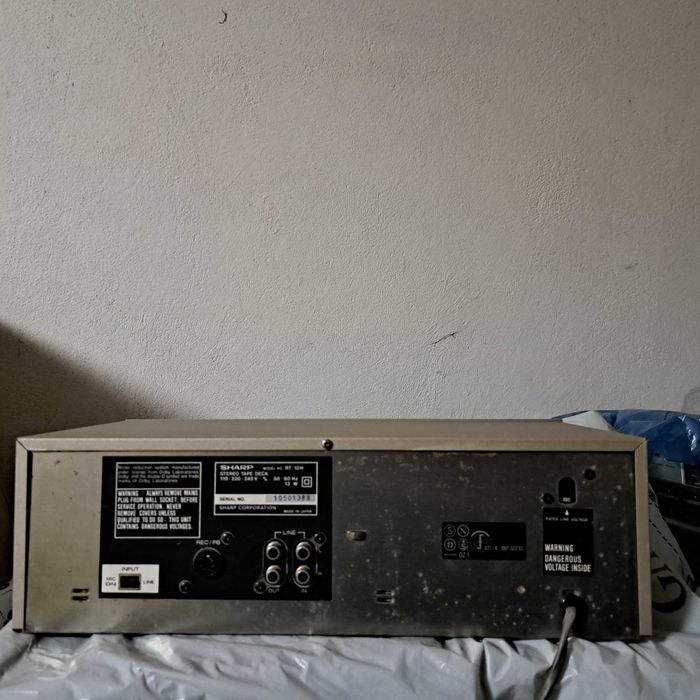 Sharp RT-10H Magnetofon