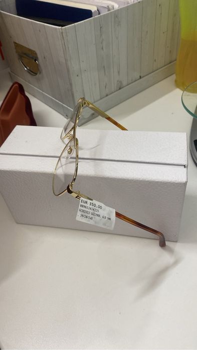 Vendo oculos da GUCCI NOVOS !!!
