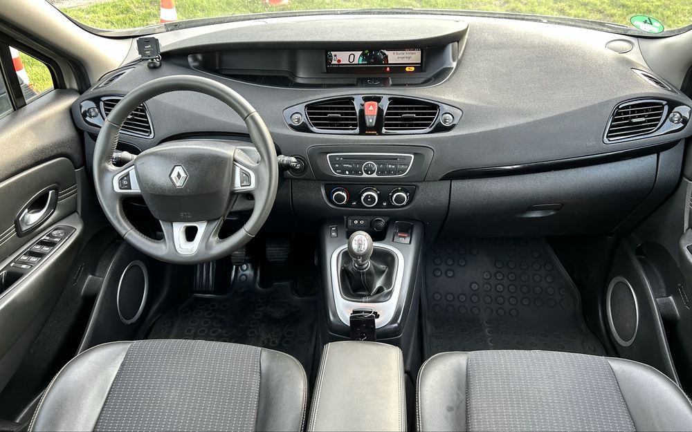 Renualt SCENIC  Rok 2011 1,9 dCi 130 KM >>> KLIMATYZACJA
