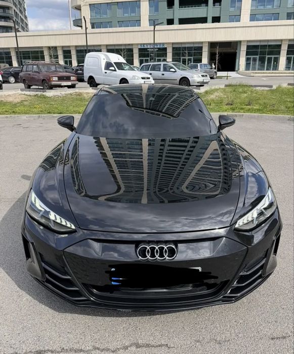 Авторозборка Audi E-Tron Gt Ly9T Шрот запчастини запчасті Ауді Е-Трон гт капот бампер фари