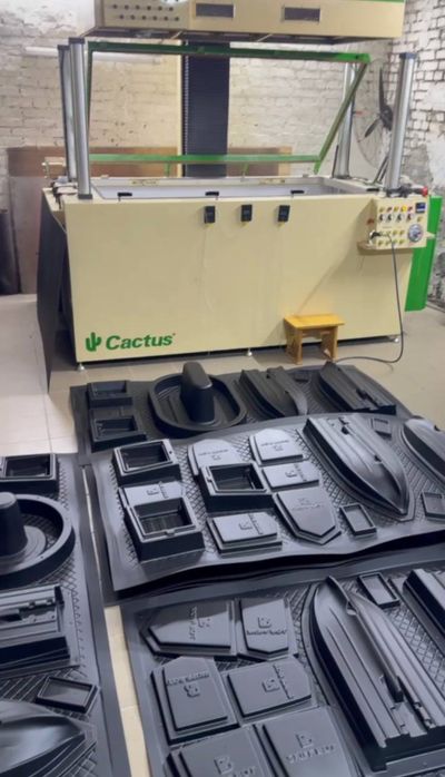 Вакуумне формування деталей з пластику, ЧПУ фрезерування.