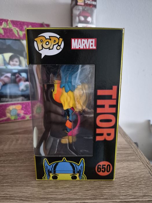 Funko Pop Marvel  - Thor Blacklight Special Edition  560
