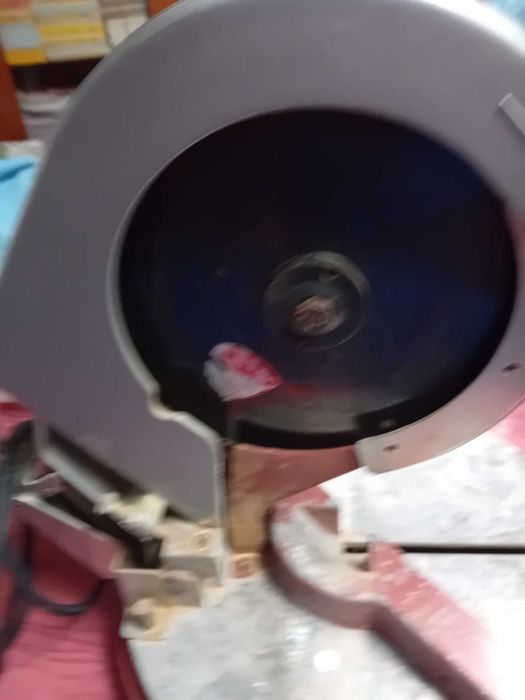 Máquina de Cortar Madeira  (Referencia Stayer )