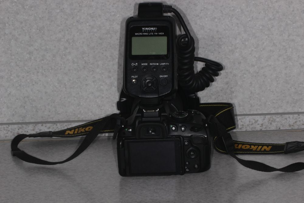 Об'єктив Sigma EX 105 mm для макрозйомки