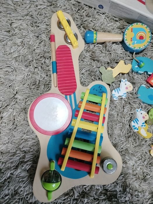 Brinquedos de madeira para crianças