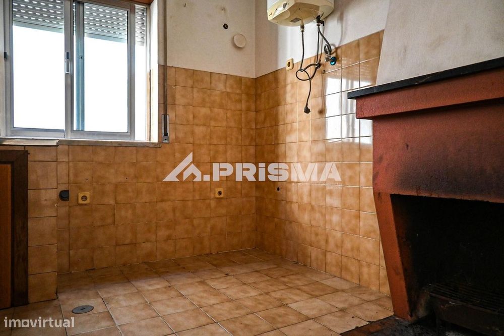 Andar de moradia T2 para arrendamento em Salgueiro do Campo, Castelo B