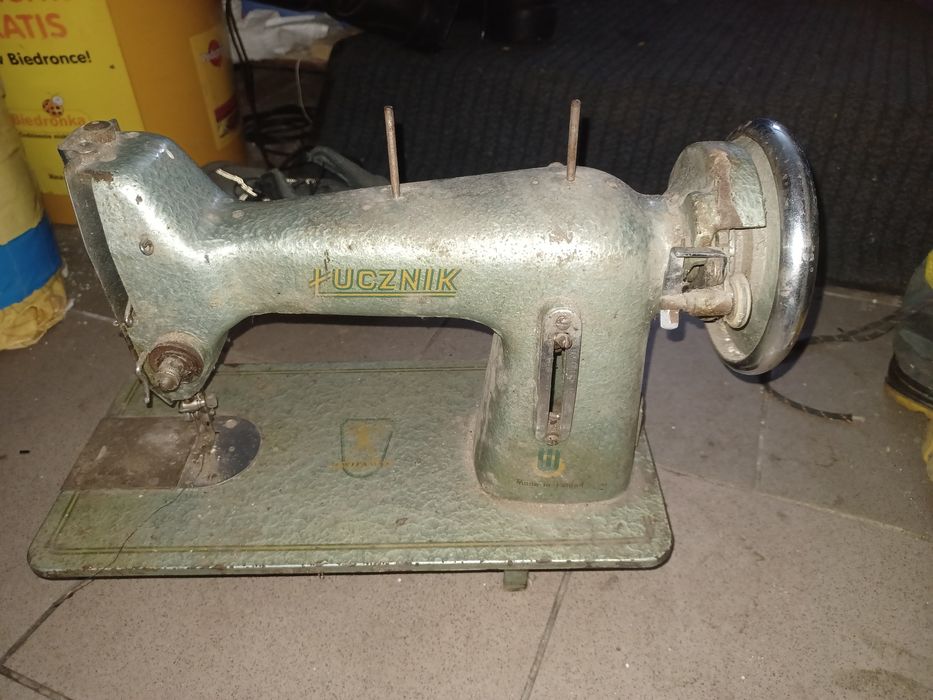 Maszyna do szycia oddam