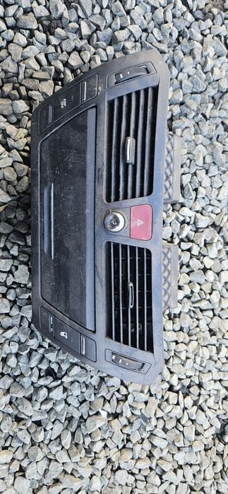 Citroen c4 picasso Kratka Nawiewu srodkowa