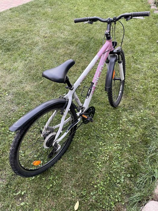 Rower biało-różowy Bico 26’’