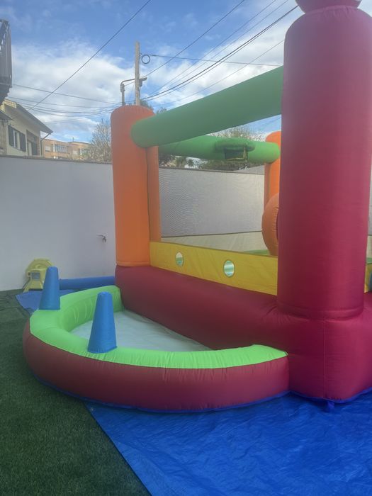 Aluguer de insuflavel festa crianças