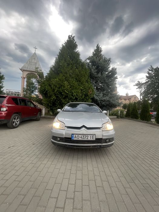 Продпм сітроєн с5 на повному ходу сів поіхав