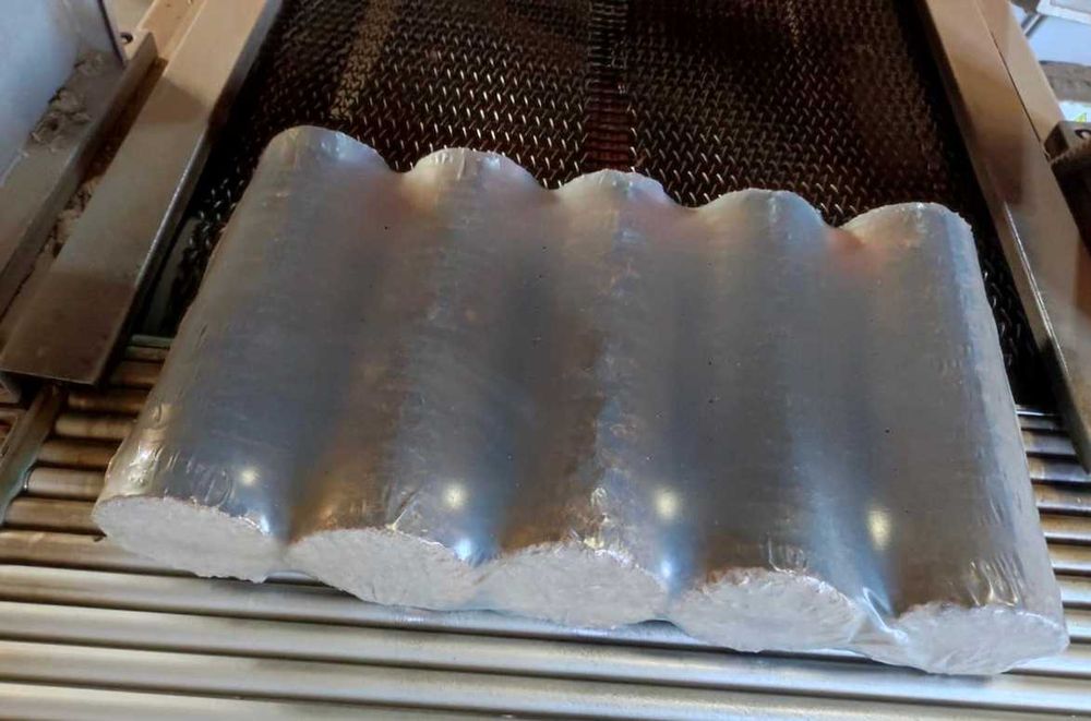 Вугілля брикети пелети тепло яке працює щодня