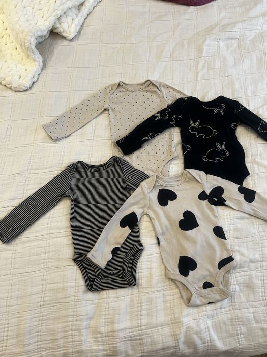 Продаю 4 боді від Carters, розмір 62