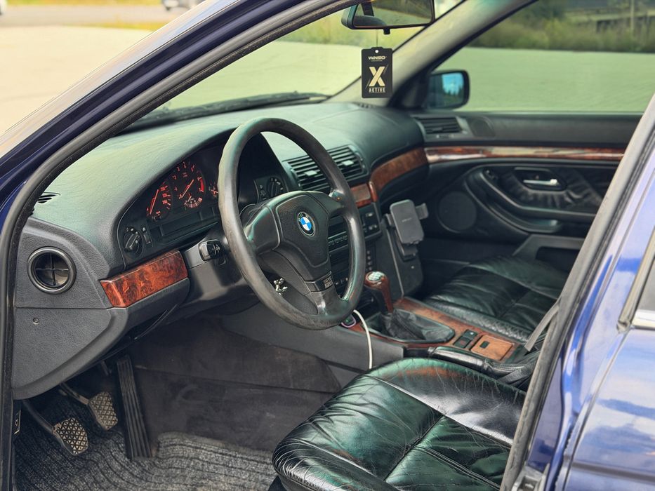 BMW 5 series E39 528i ‼️
