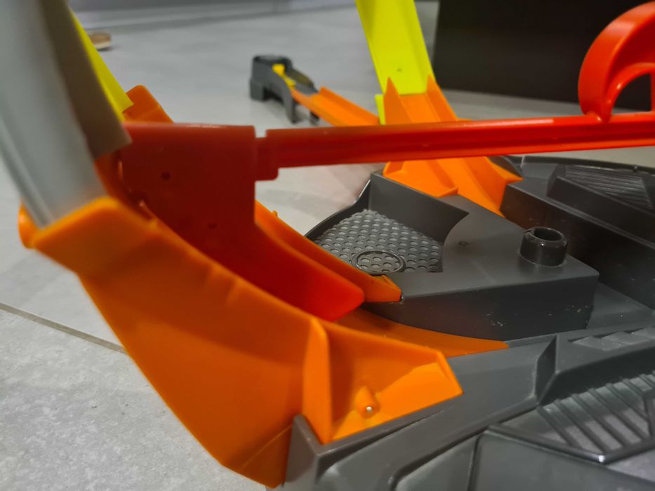 Hot Wheels Roto Revolution - mega looping crashbahn