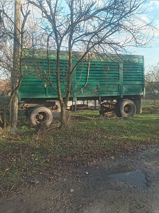 Камаз 5320 с прицепом.