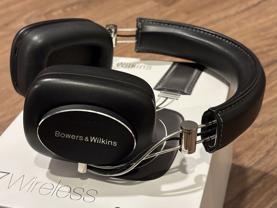 Bowers & Wilkins B&W P7 Wireless Headphones – Immaculate Condition63824723567363124