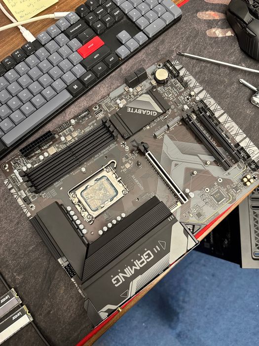 Płyta główna Gigabyte B760 Gaming X AX DDR5