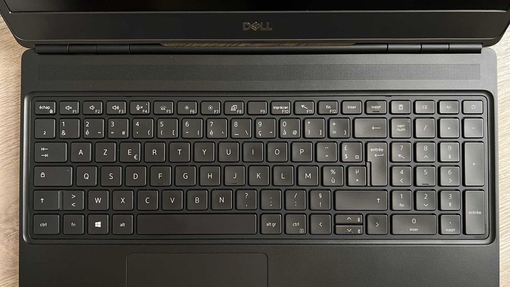 Portátil Workstation Dell Precision 7550 – i7 10ª Gen | 96GB RAM | 1TB SSD | RTX 3000